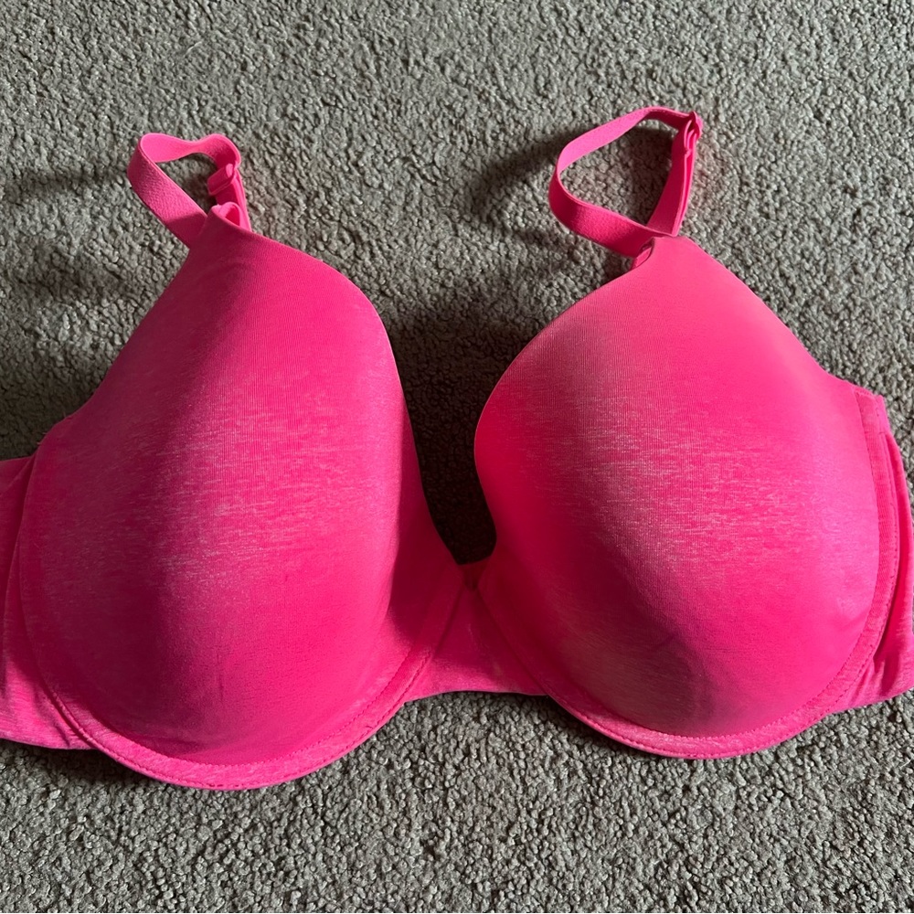 Victoria’s Secret uplift semi Demi T-shirt bra